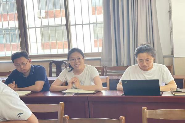 "弘扬教育家精神， 践行立德树人使命” ——英国上市公司365教学大讨论活动
